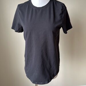 Lululemon Short Sleeve Tee Shirt 🌼